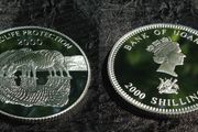 2000 Uganda Wildlife Protection Drinking Zebras 2000 Shillings Silver Coin