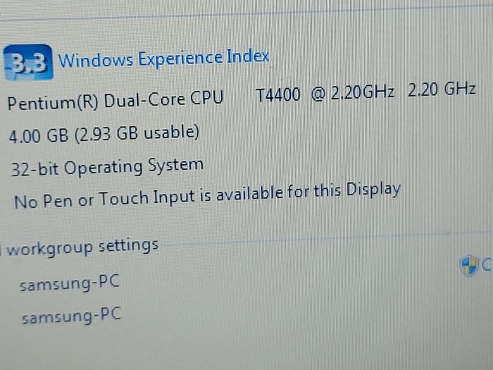 Samsung R530, Red, Intel Pentium Dual Core CPU T4400, 2.2GHz, Windows 7 Ultimate 32 bit, 4GB Ram, 150GB HDD, Opera, Chrome and VLC