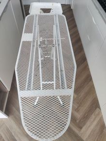 Wide ironing board