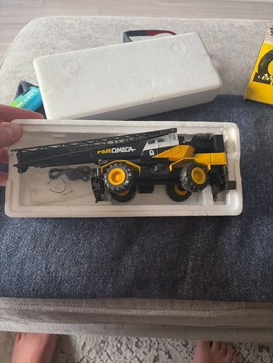 P&H Omega Toy Crane