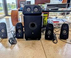 Logitech Z506 5.1 Surround Sound System + Extended Rear Cables