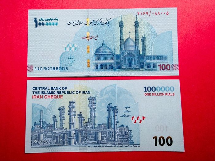 Iran  ONE Million. Rials  2022. Pick  166b  Scarce   ( Uncirculated )