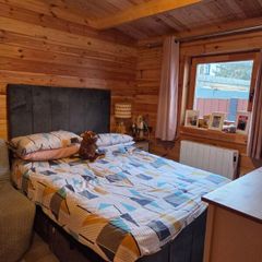One Bed Log Cabin