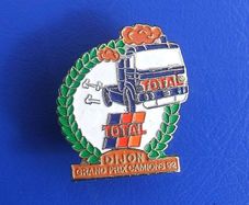 DIJON GRAND PRIX 1992 (Total Oils) - a Formula 1 car racing promotional badge issued by Total Oils of France