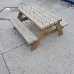 kids picnic benches