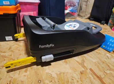 maxi cosi family fix base
