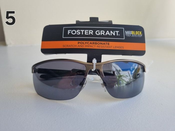 Foster Grant Sunglasses Brand New (2 for 15 Euro)