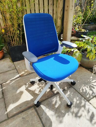 ergonomic office chair