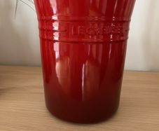 Le Creuset Storage Jar (Very Large with Sealed Lid) RED