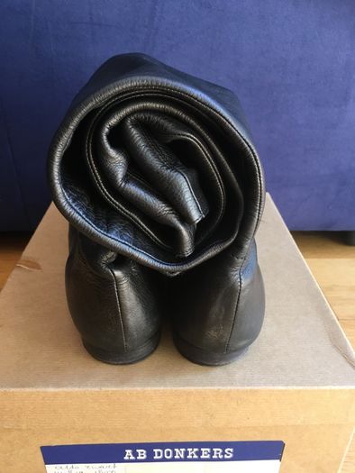 Vintage Long LEATHER Boots     /   Over-The-Knee Leather Flats