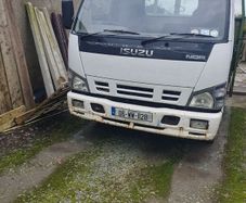 Isuzu nqr