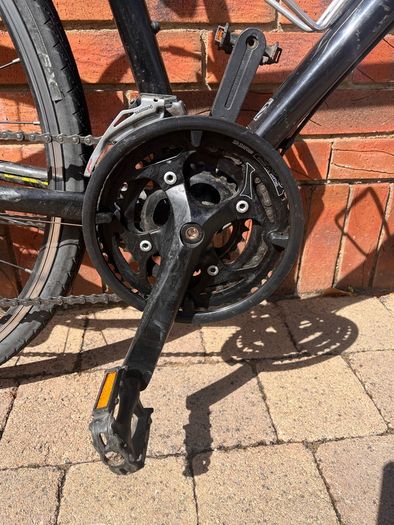 Giant Escape Mens hybrid bike