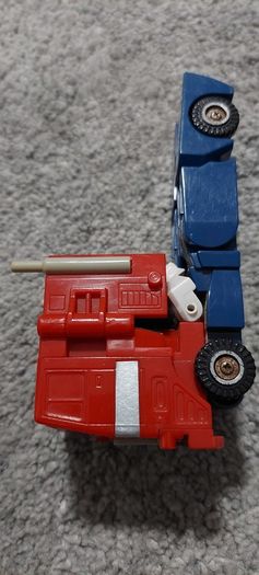 Transformer / toy