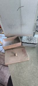 2 Different itmes--1- small travel jewelry case or organizer 12.00 euro. 2-trinklet stone box with lid and nop or could be butter dish,15.00 euro.