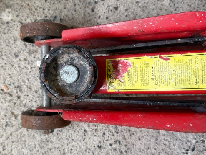 2 Tonne Car Jack & Pole