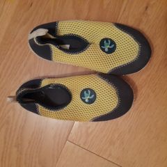 Sand shoes