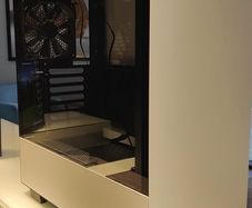 NZXT H510 - Compact ATX Mid-Tower PC Gaming Case