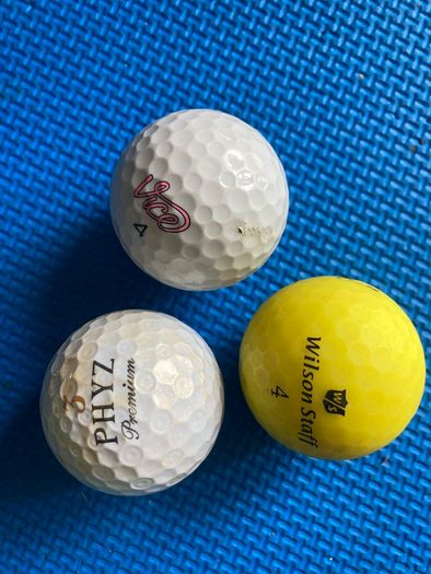 25 Mixed brand Golf balls