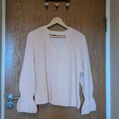 Pink sweater