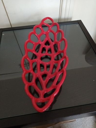 Lattice type red  decorative dish