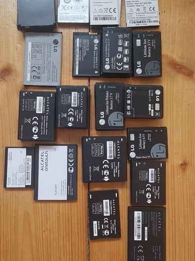 LG,DORO,PALM.ALCATEL and others batteries
