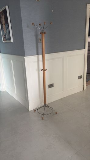 Coat stand