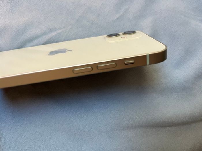 iPhone 12 , 64GB ,Mint Green | Good Working Condition
