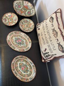 Chinese Famille Rose Medallion porcelain plates / dishes