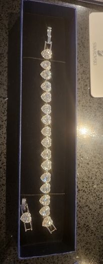 Swarovski x Ariana Grande tennis bracelet