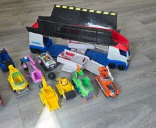 paw patrol vehicles and couple of figures