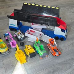 paw patrol vehicles and couple of figures