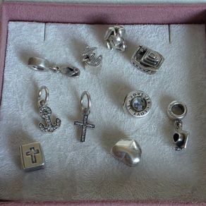 Pandora various charms available in good condition 10e each charm