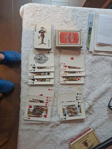Vintage playing cards,VIGSOL Tractor Oil.