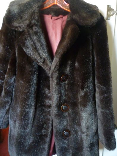 Faux Fur Jacket Coat Medium-Switzers Dublin- Excellent Condition Darkest Brown. LADIES. Beautiful quality.