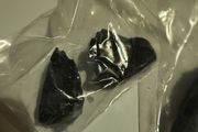 Black fluorite uv reactive 10e