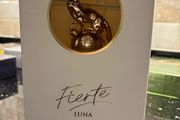 French Avenue Fierte Luna