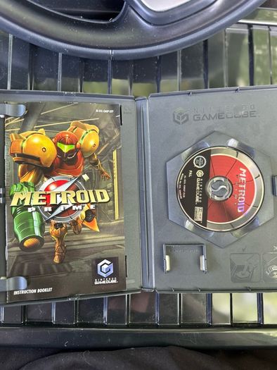 Nintendo GameCube console and games Mario