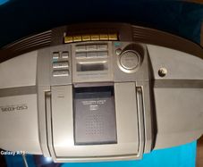 AIWA Compact Disc Stereo Radio Cassette Recorder Model CSD-ED35K, Radio works fine, CD & Tape, not playing