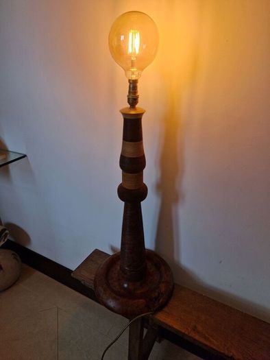 Lighthouse lamp