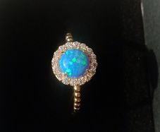14ct gold created opal & cz stones ring size L
