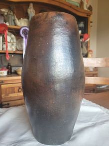 clay vase/pot