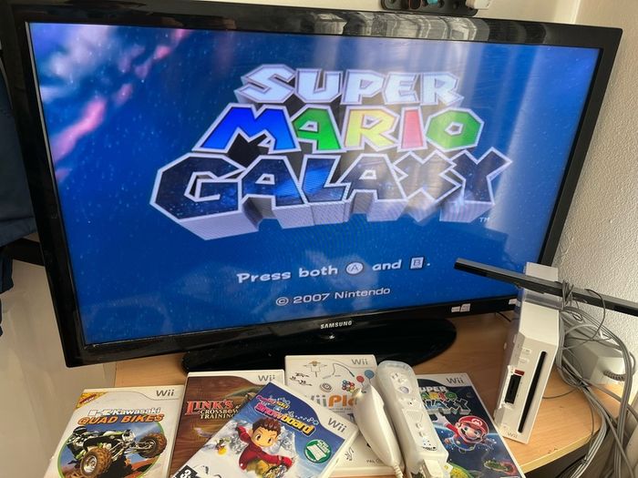 Nintendo wii console bundle with games