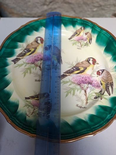 Royal Doulton 1992 goldfinches plate