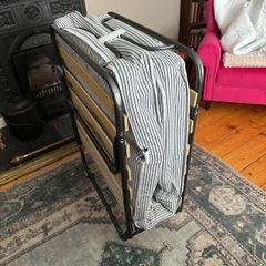 foldout bed