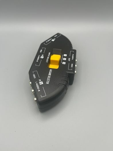 Universal 3 AV Port in 1 Video Game Selector Switch Splitter RCA  B/S-001