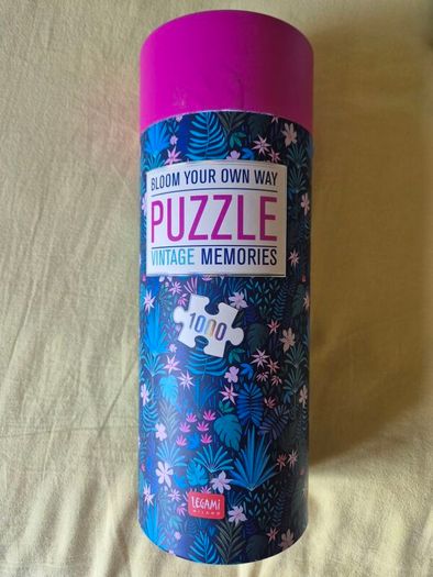 2 x 1000 piece Jigsaw Puzzles