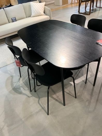Lovely table and for chairs from Meadows & Byrnes