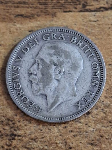 Great Britain UK 1927, One Shilling, George V, Silver Coin - free standard postage