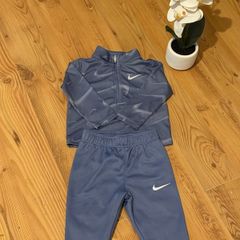 clothes