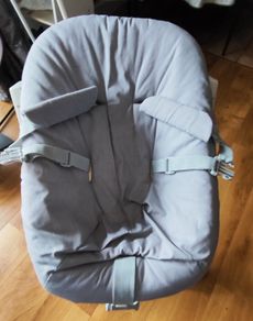 Stoke Tripp Trapp newborn seat